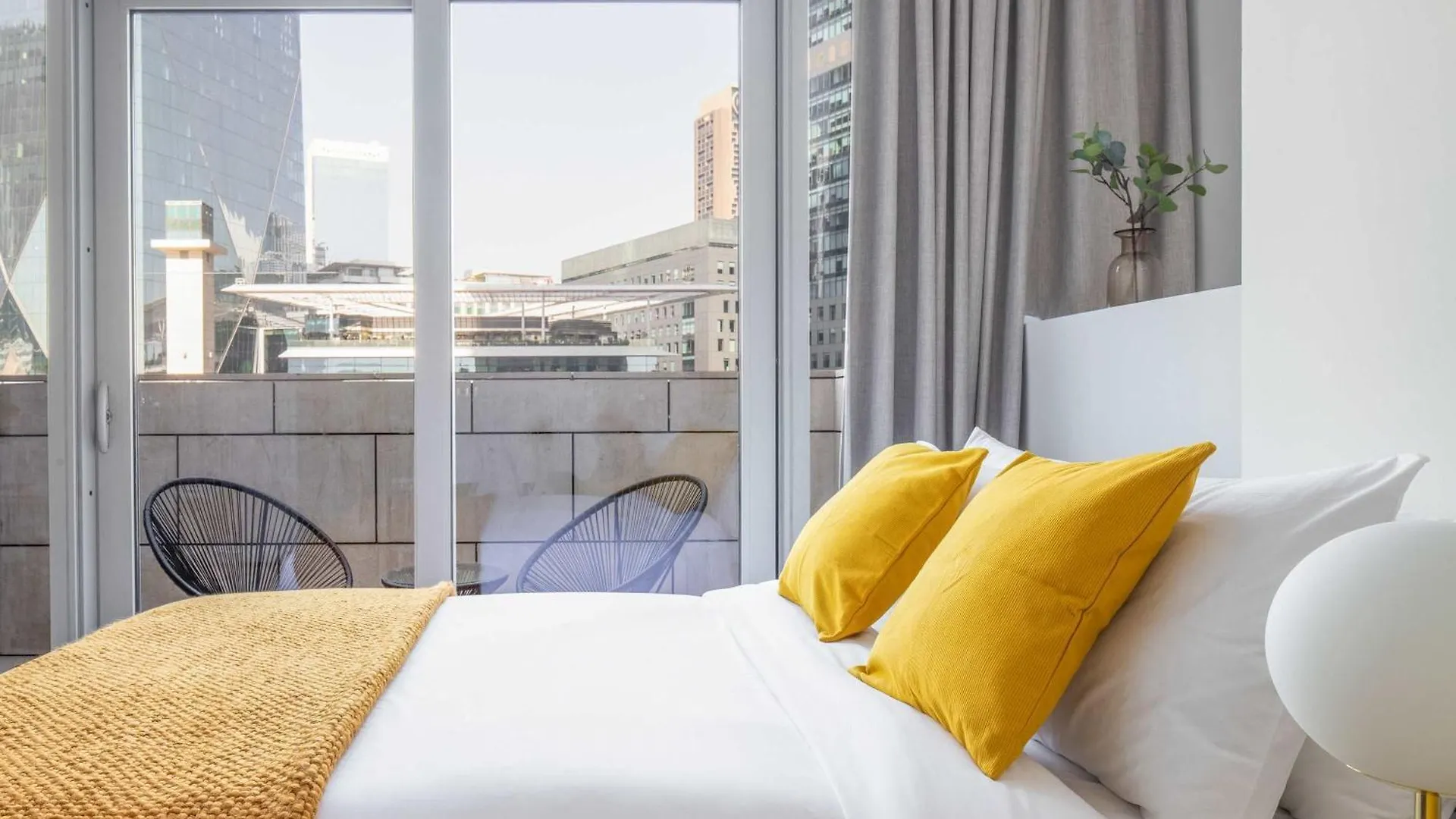 Apartment Silkhaus Modern Furnished Studio In Difc Center With Balcony Dubai